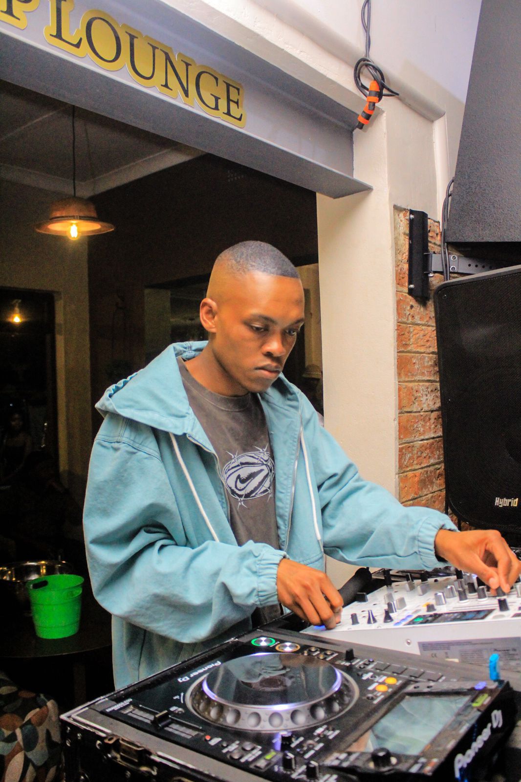 Portrait of LORD_MIISH at the decks